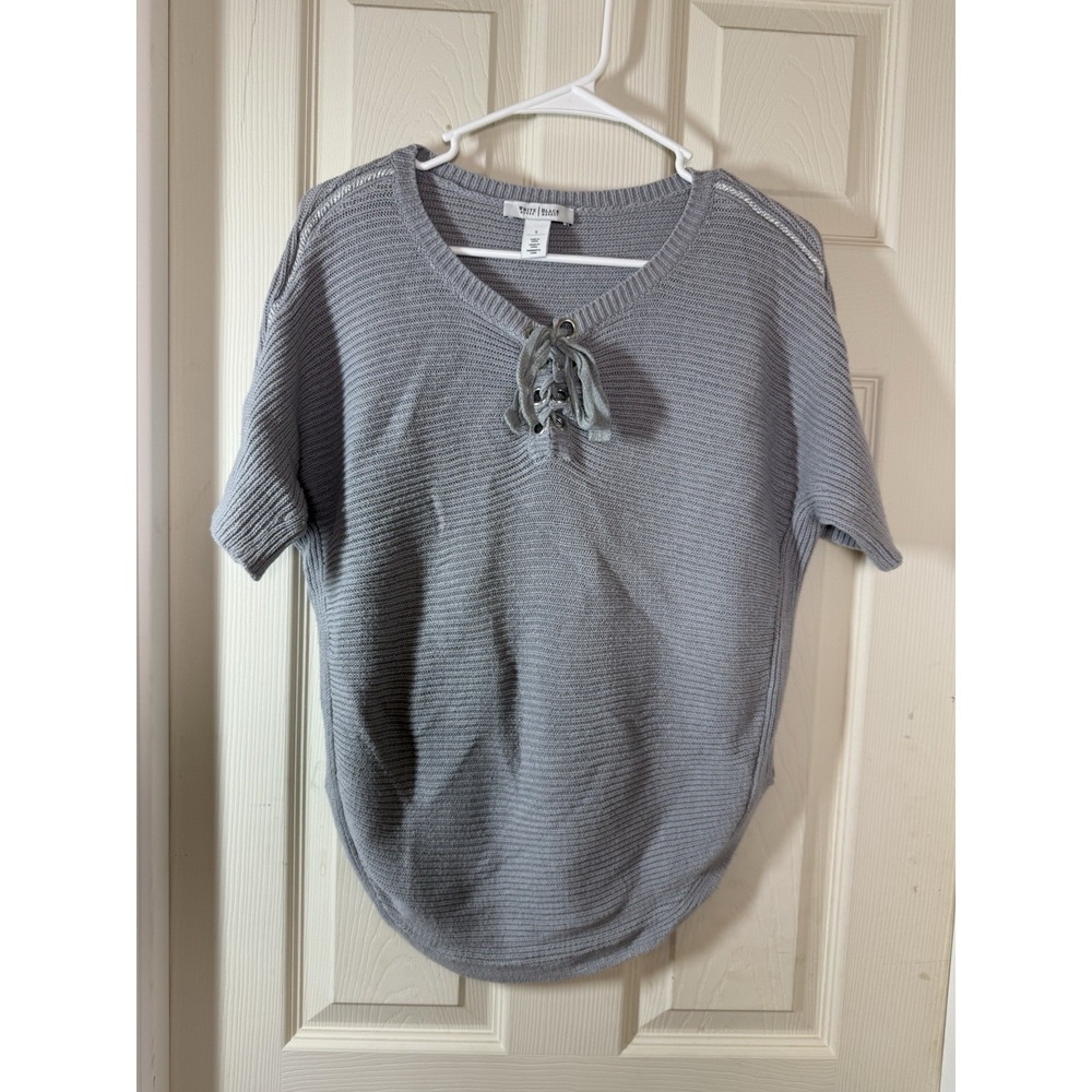 White House Black Market Gray Lace Up Knit Sweater Top Women Small Short Sleeve